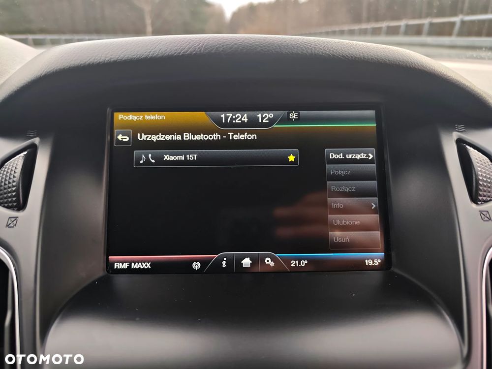 Ford Focus 1.0 EcoBoost Titanium - 23