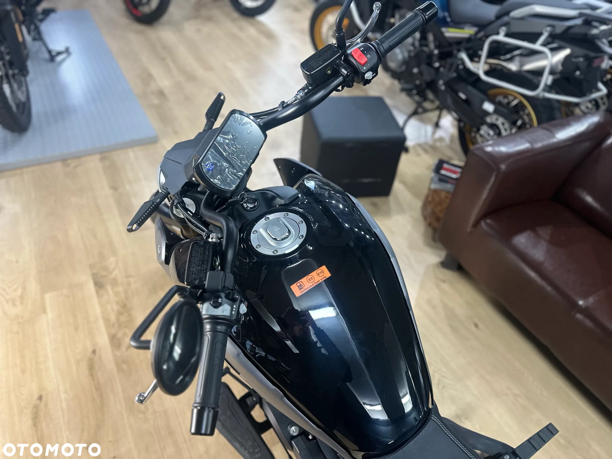 Morbidelli C1002V - 4