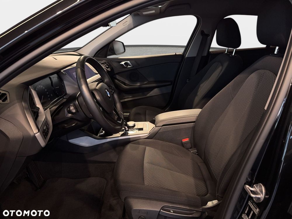 BMW Seria 1 - 13