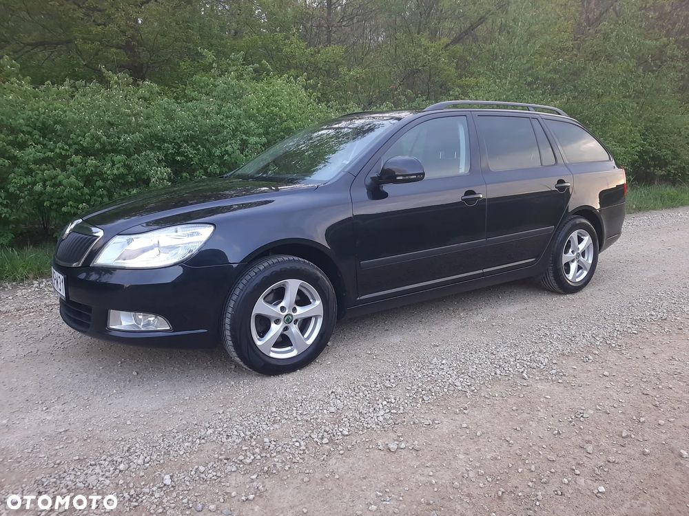 Skoda Octavia 1.6 TDI DPF FAMILY - 5
