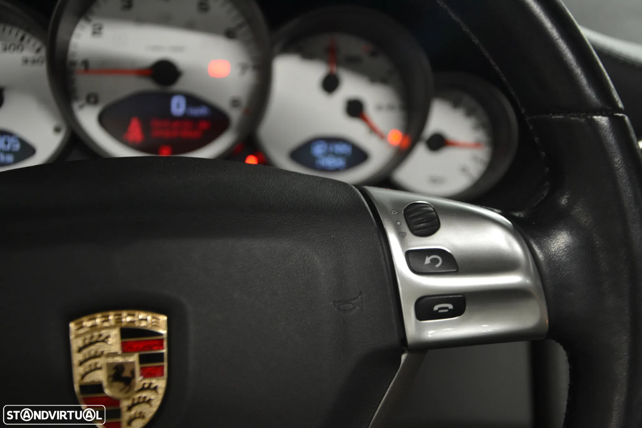 Porsche 911 (997) Carrera 4 S - 37
