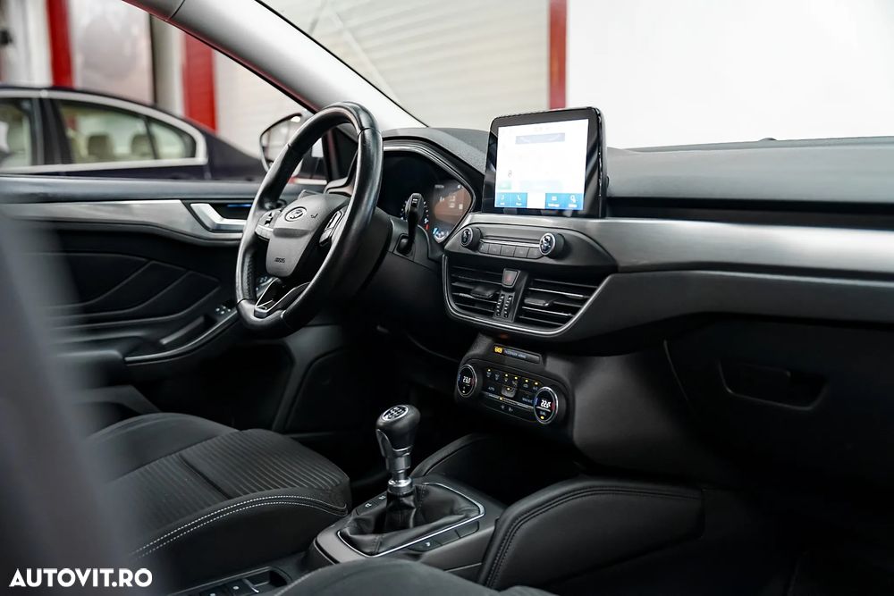 Ford Focus 1.5 TDCi DPF Start-Stopp-System Titanium - 16