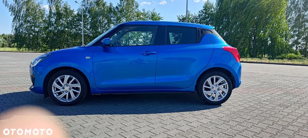 Suzuki Swift 1.2 Dualjet Hybrid Comfort - 2