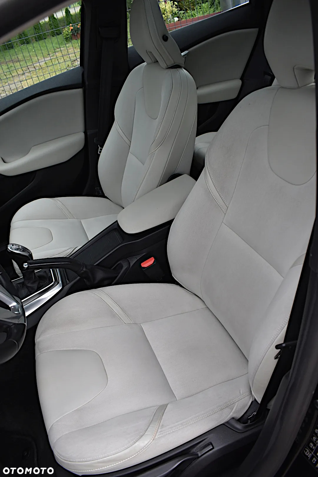 Volvo V40 D2 Momentum - 6