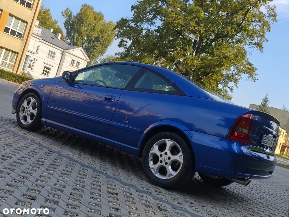 Opel Astra 1.8 Njoy - 12
