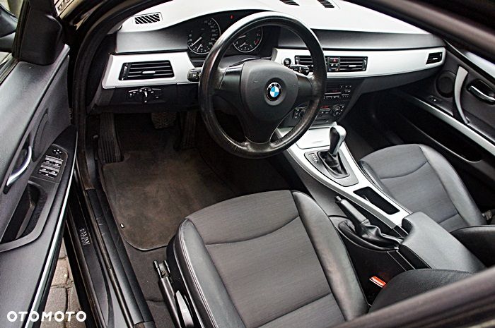 BMW 3 Series 2005 photo 4