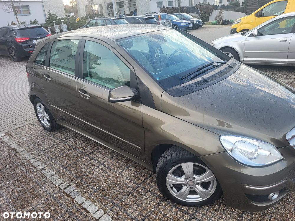 Mercedes-Benz Klasa B 180 CDI - 1