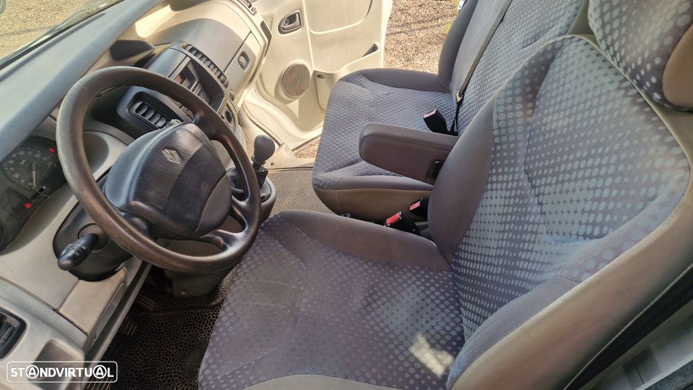 Renault Trafic - 6