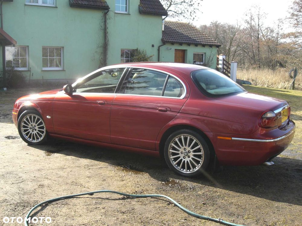 Jaguar S-Type - 2