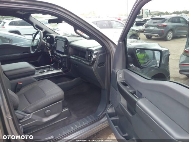 Ford F150 - 16