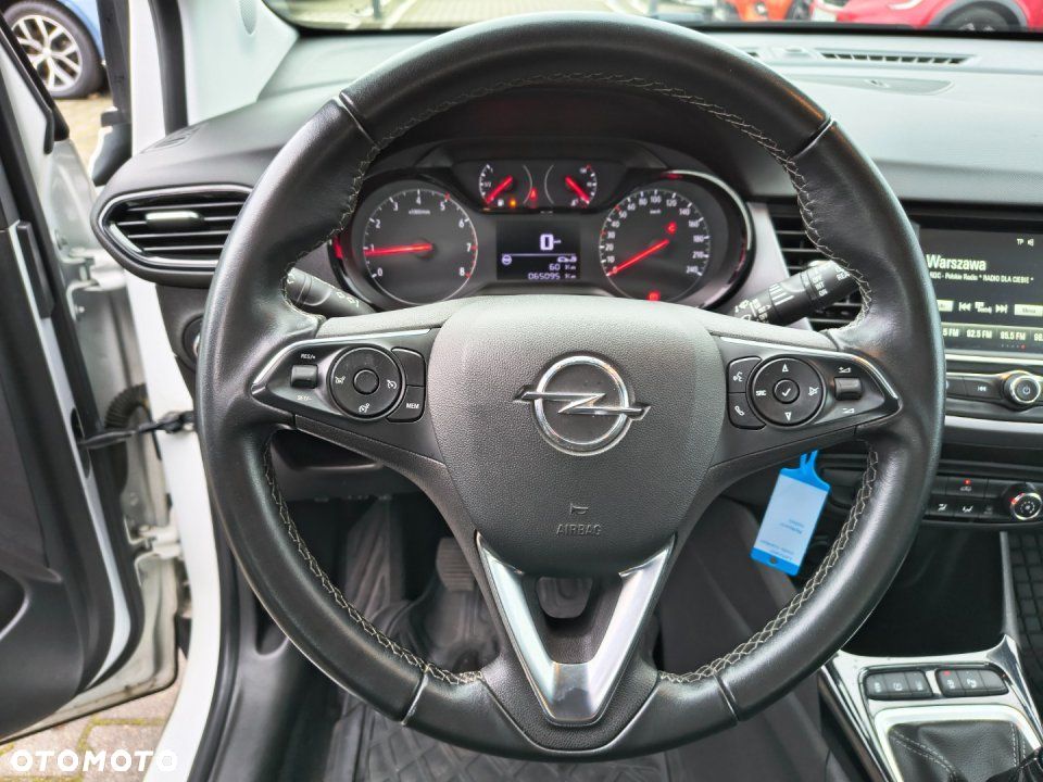 Opel Crossland X - 19