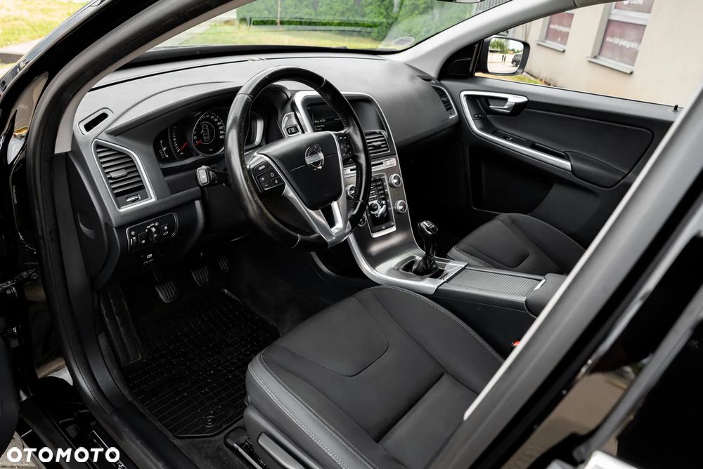 Volvo XC 60 D4 Ocean Race - 7