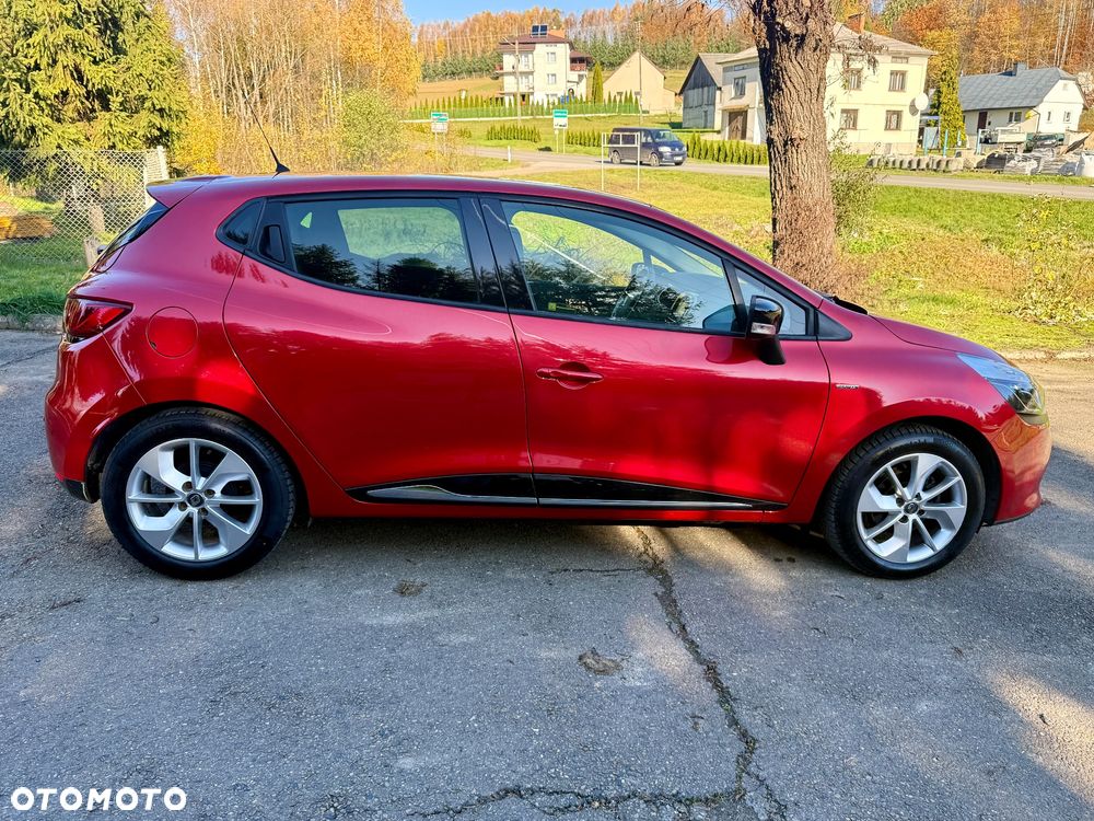 Renault Clio 1.2 16V Limited - 13