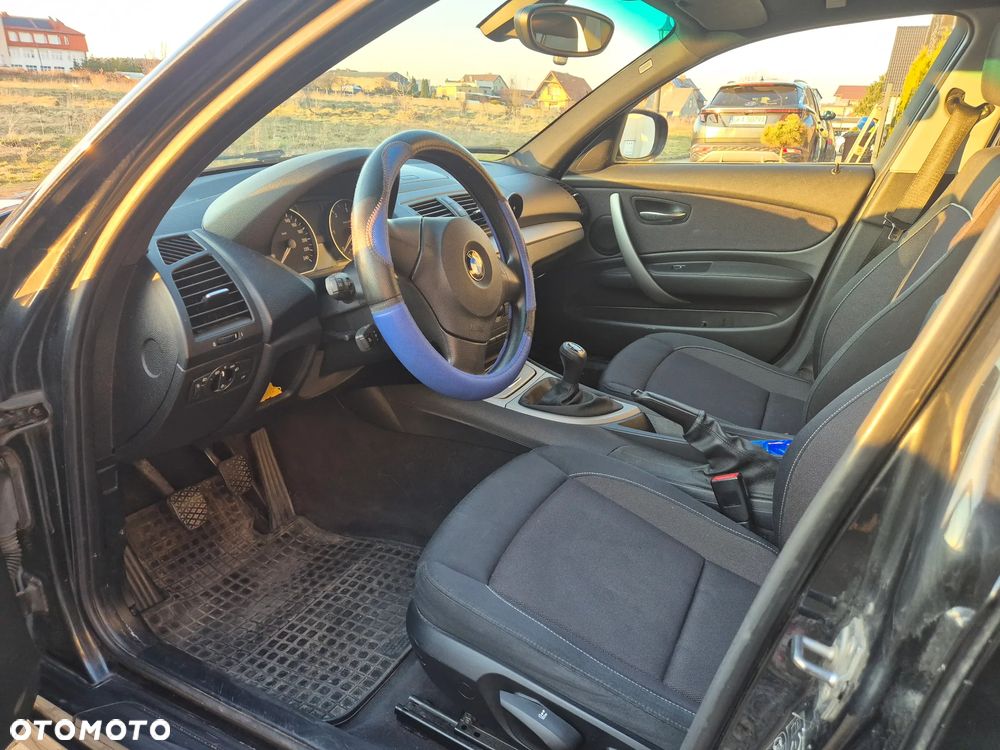 BMW Seria 1 116d - 6