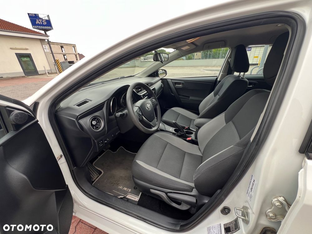 Toyota Auris Hybrid 135 Comfort - 25