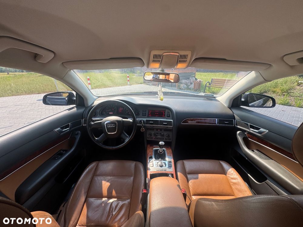 Audi A6 Avant 2.4 Quattro - 9