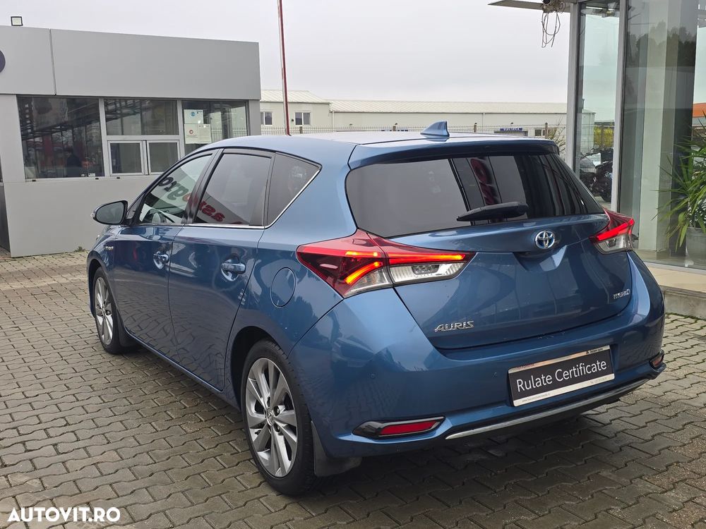 Toyota Auris 1.8 L VVT-i Hybrid Sol - 5