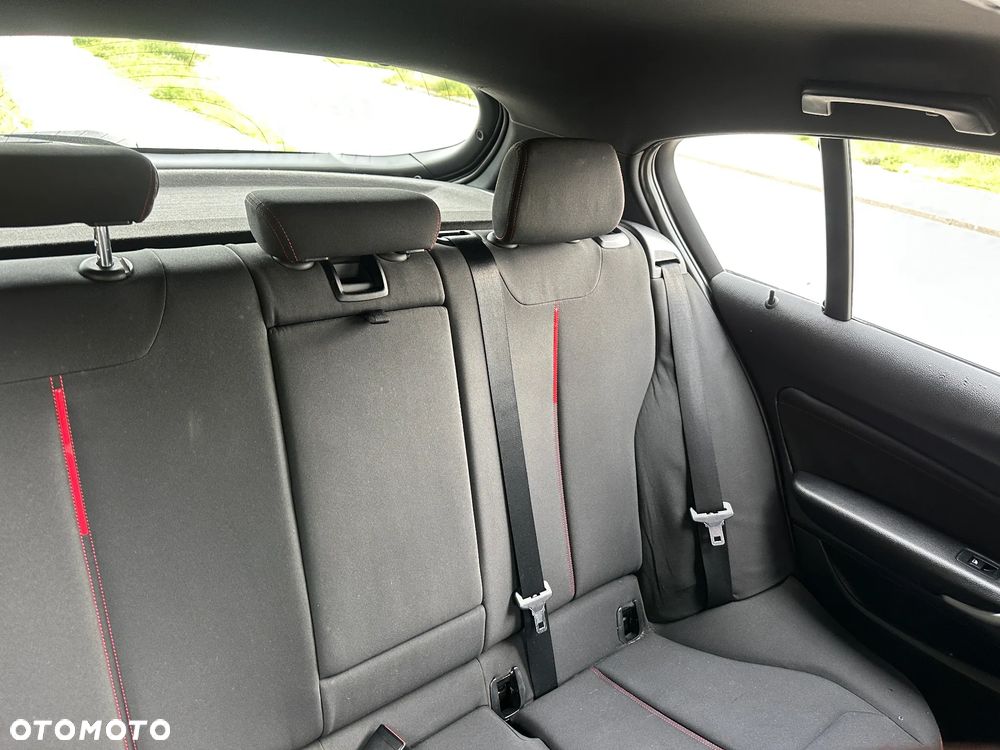 BMW Seria 1 116d DPF - 20