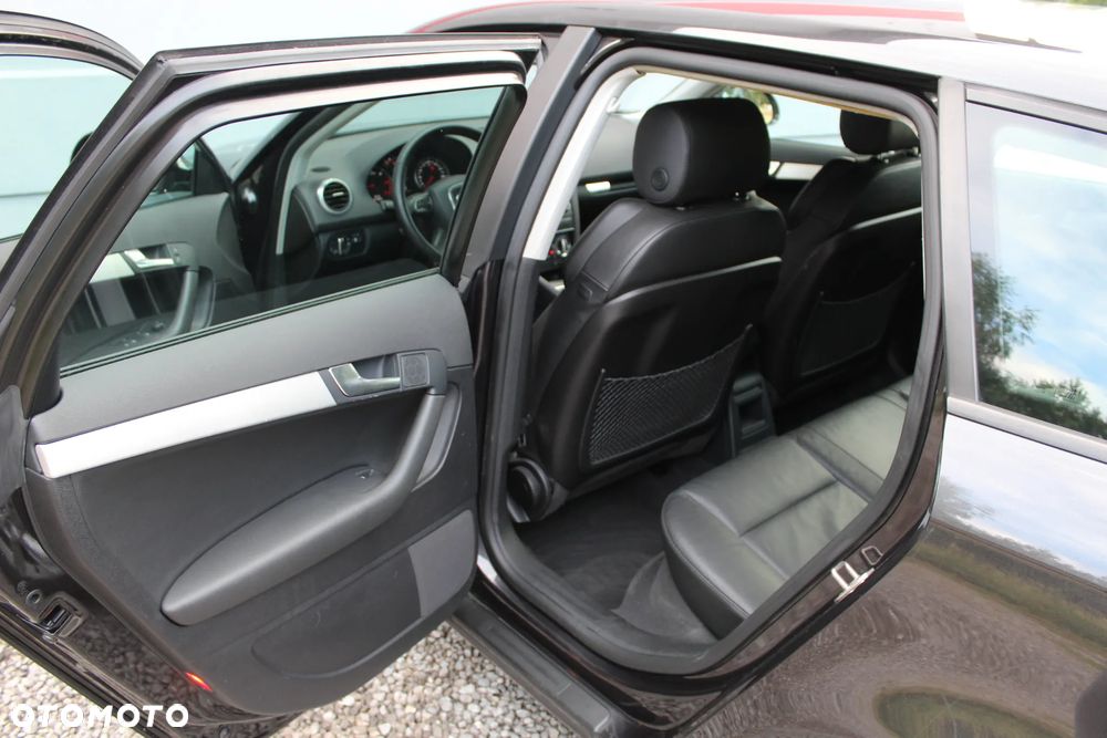 Audi A3 Sportback - 17