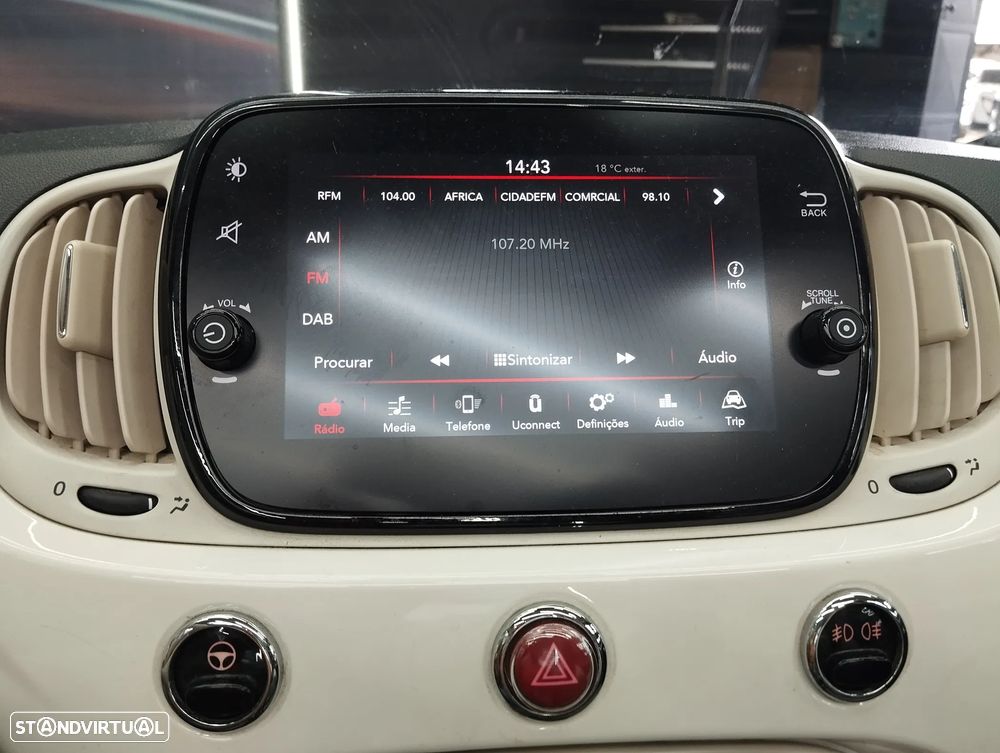 Fiat 500C 1.0 Hybrid Lounge - 32