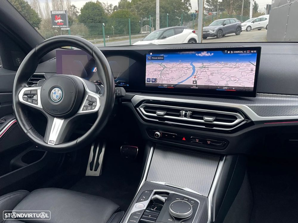 BMW 330 e Pack M Auto - 29