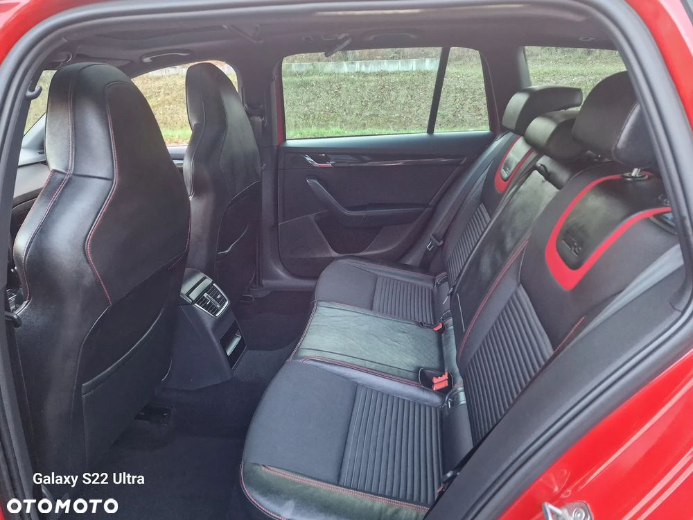 Skoda Octavia 2.0 TSI RS - 14