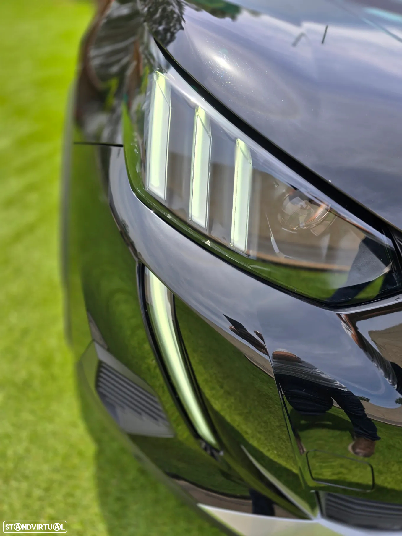 Peugeot e-2008 50 kWh GT - 11