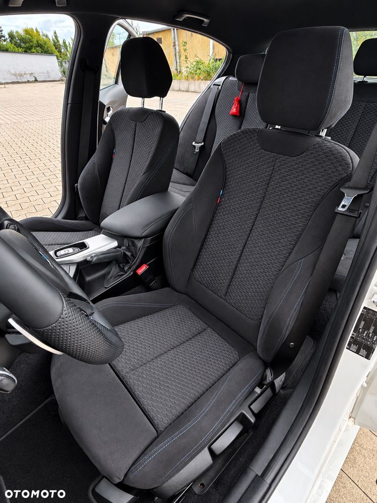 BMW Seria 1 - 23