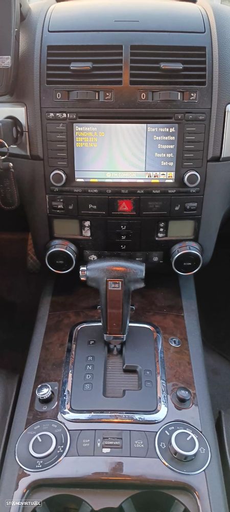 VW Touareg 2.5 TDi Tiptronic - 7