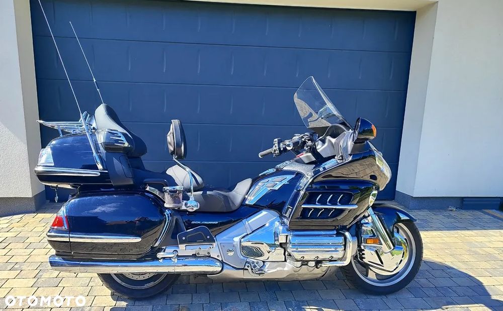 Honda GL - 22