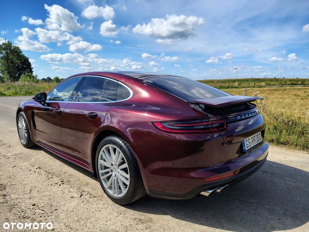 Porsche Panamera 4S - 8
