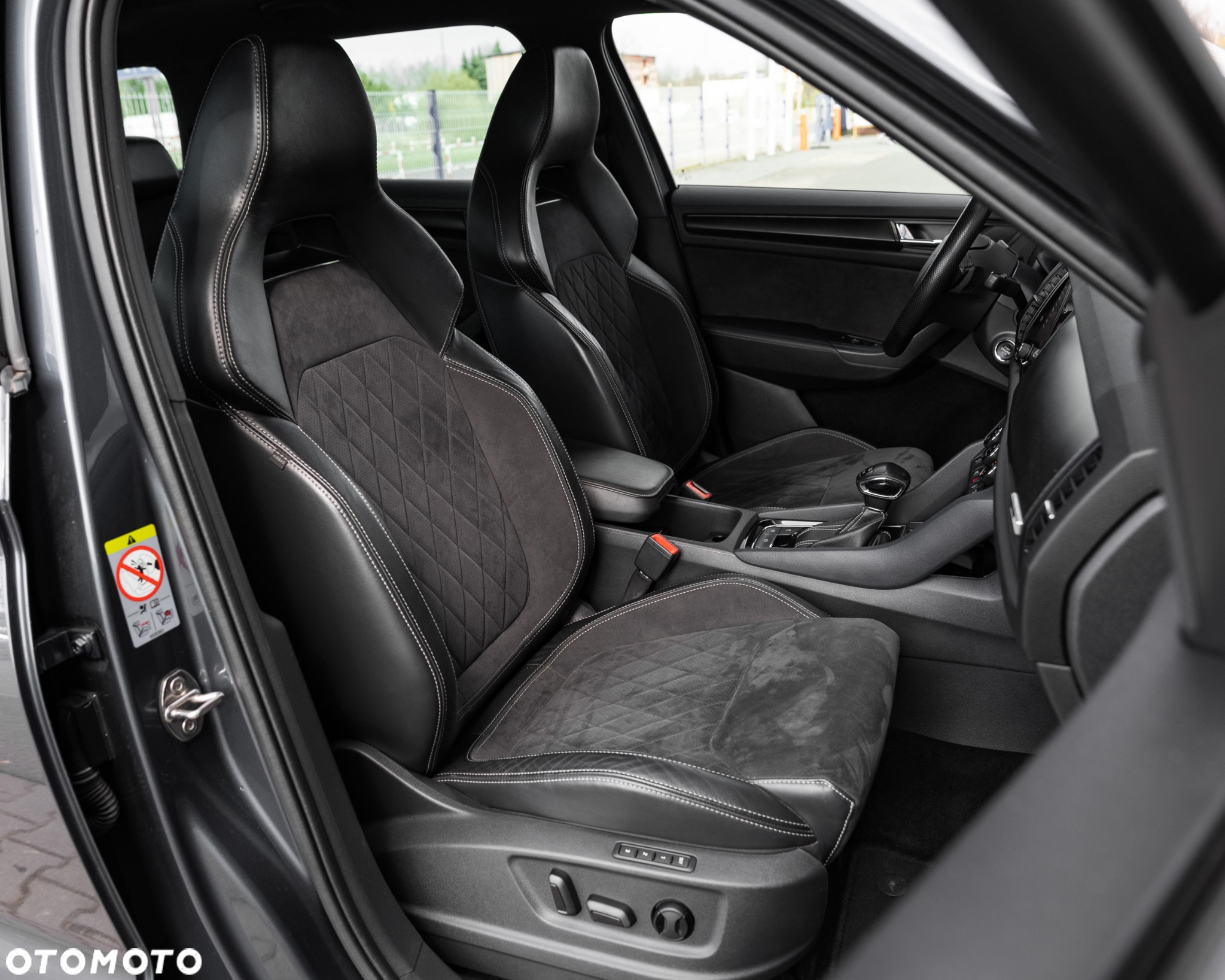 Skoda Kodiaq 2.0 TDI 4x4 DSG Sportline - 22