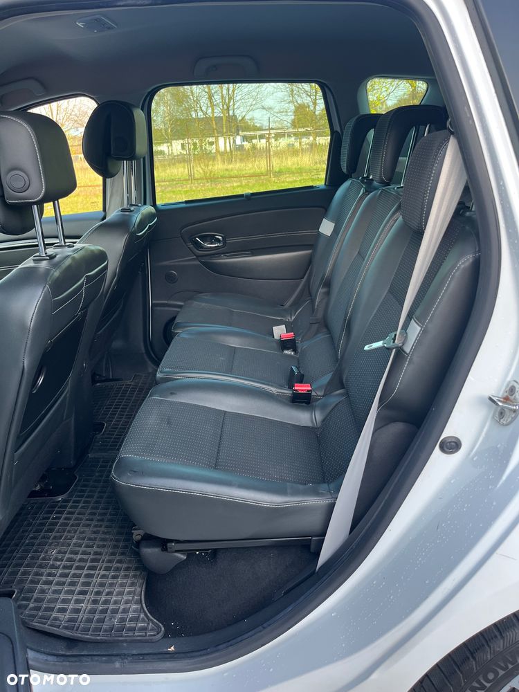 Renault Scenic TCe 130 Bose Edition - 35