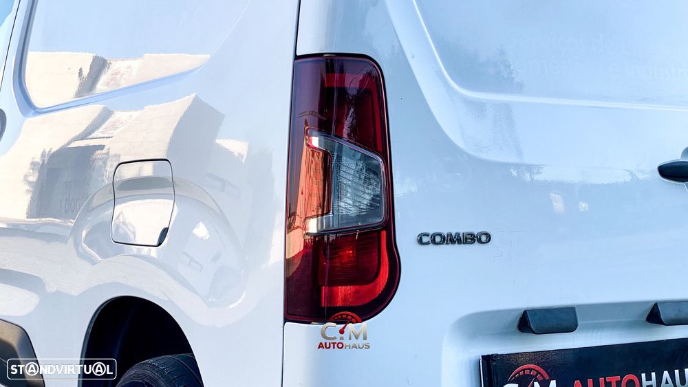 Opel COMBO - 17