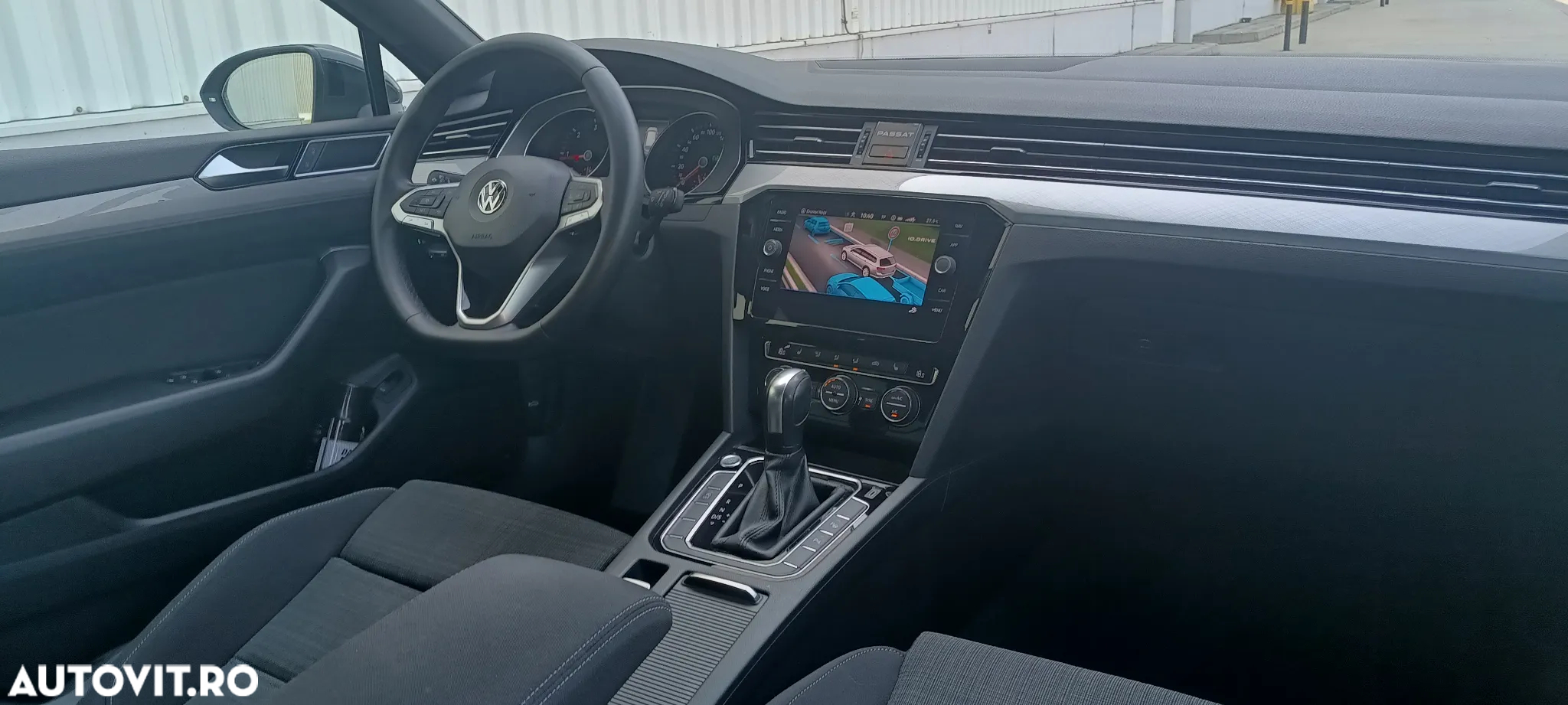 Volkswagen Passat Variant 2.0 TDI DSG Business - 15