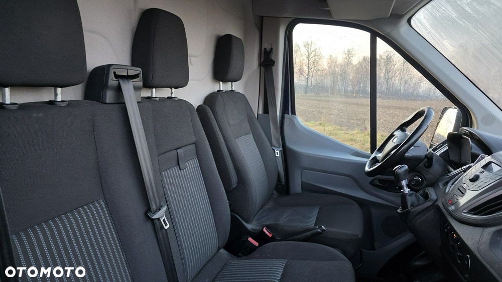 Ford Transit - 13