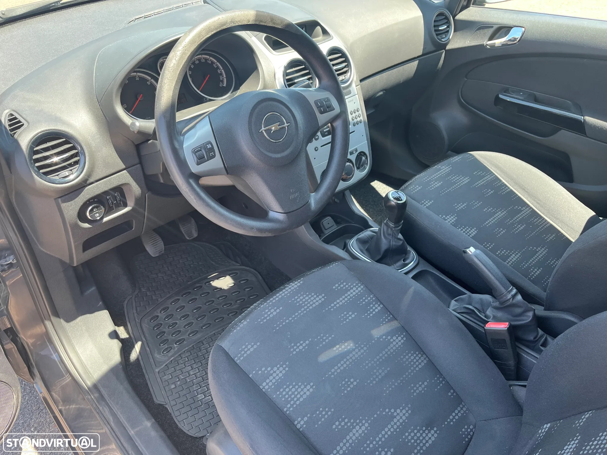 Opel Corsa 1.3 CDTi Enjoy - 10