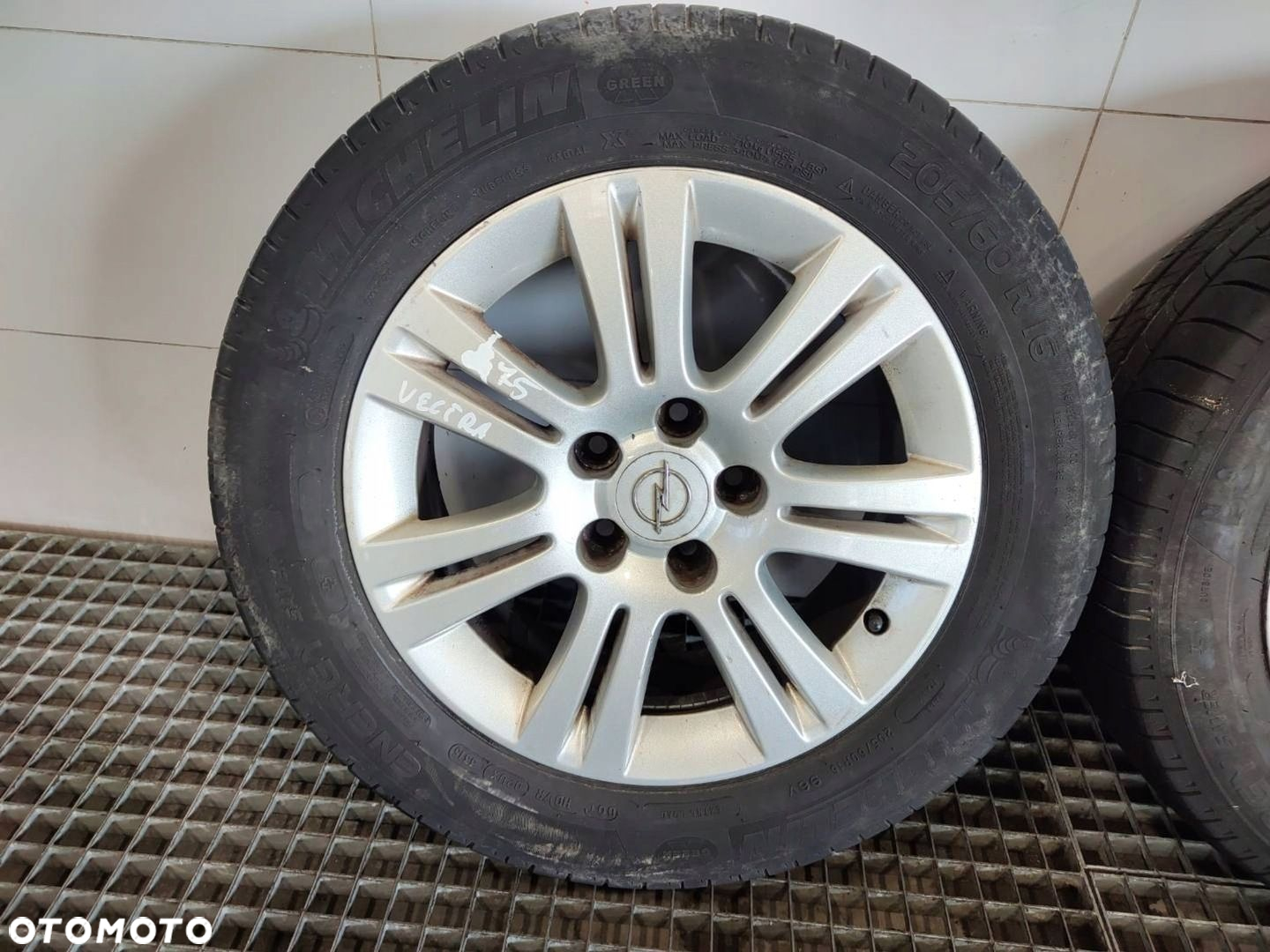 4X ALUFELGI KOŁA FELGI 5X110 R16 KOMPLET ET39 OPEL VECTRA C SIGNUM - 4