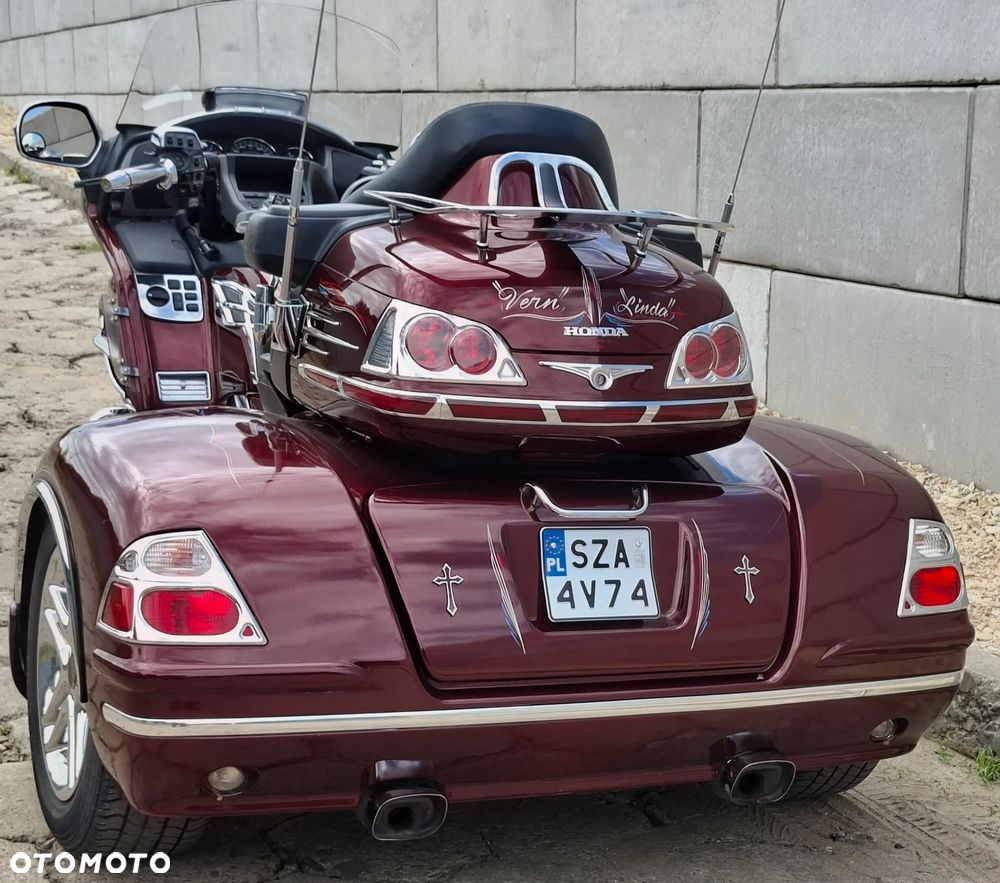 Honda GL - 16