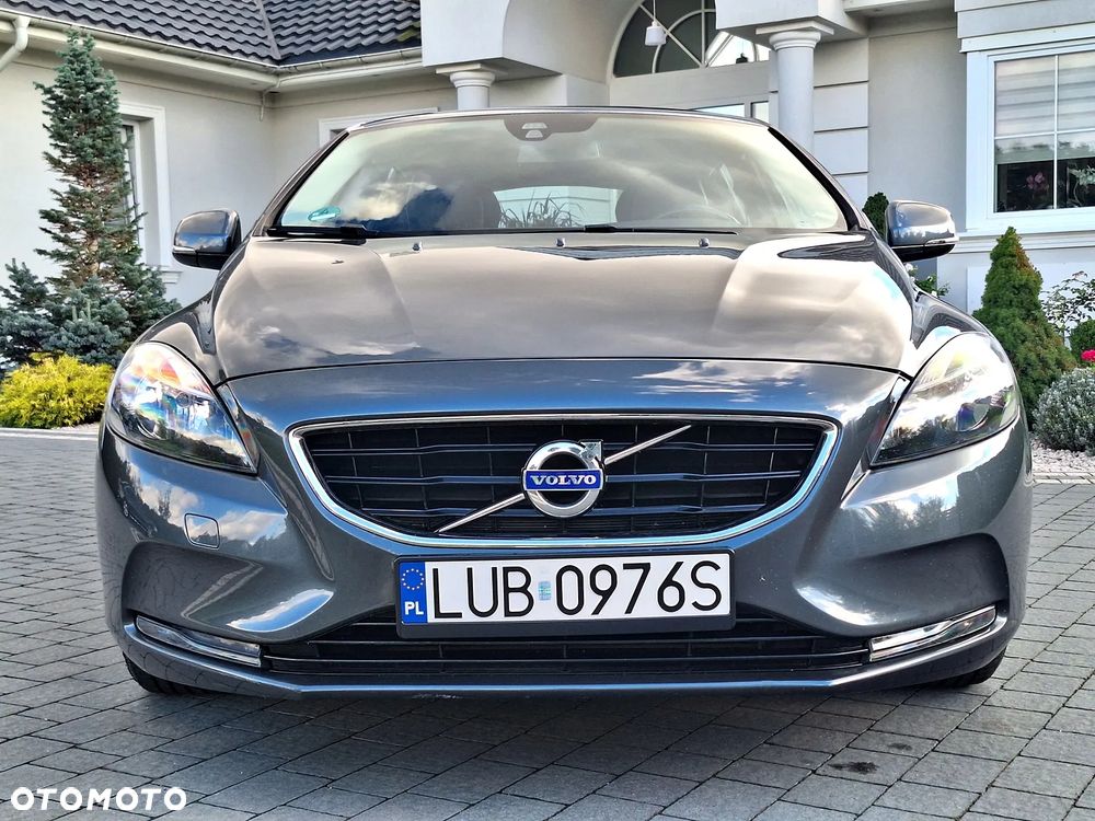 Volvo V40 D2 Momentum - 10