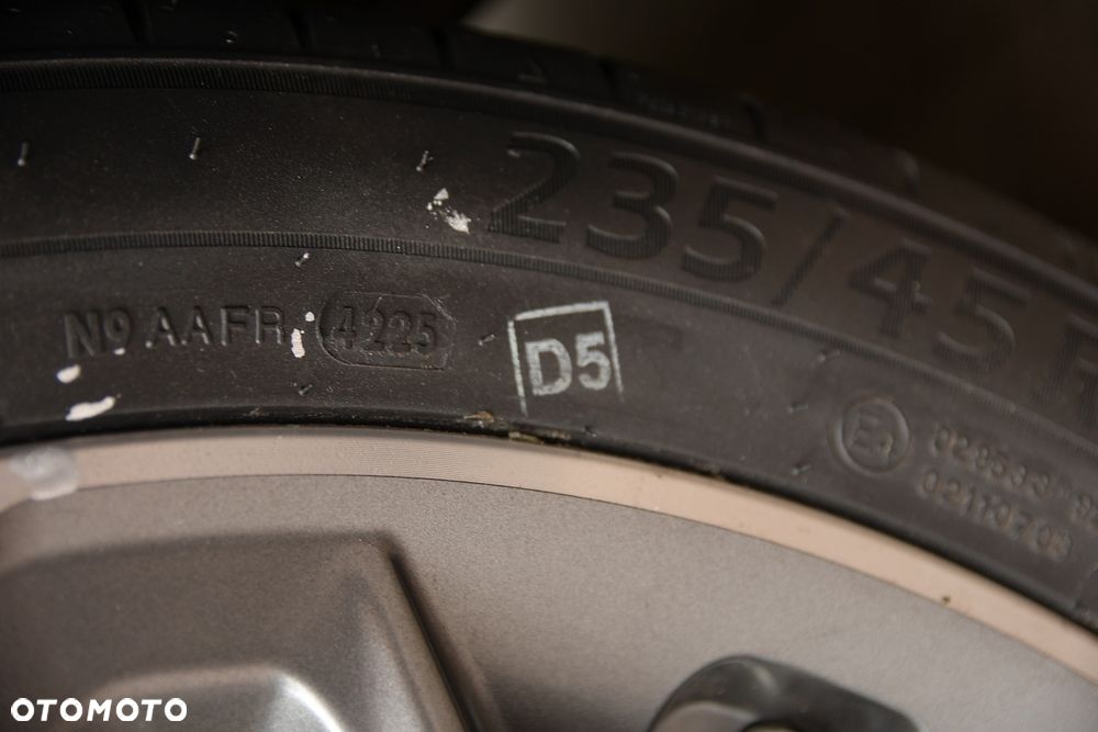 Hyundai Kona 1.6 T-GDI DCT 4WD Style - 35