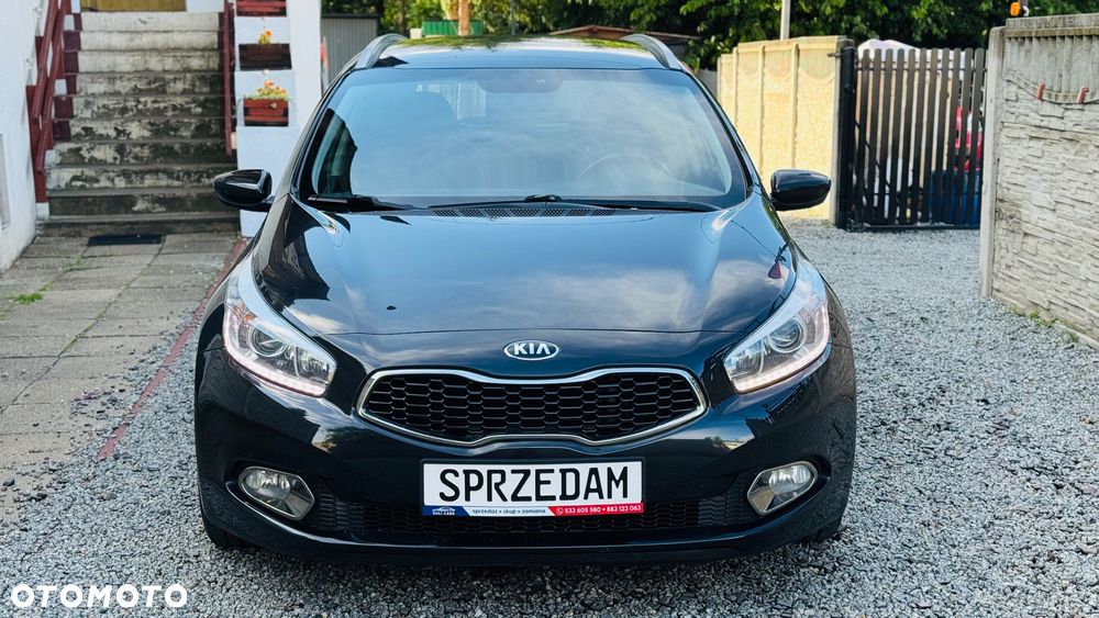 Kia Ceed 1.6 CRDi 128 Dream Team Edition - 15