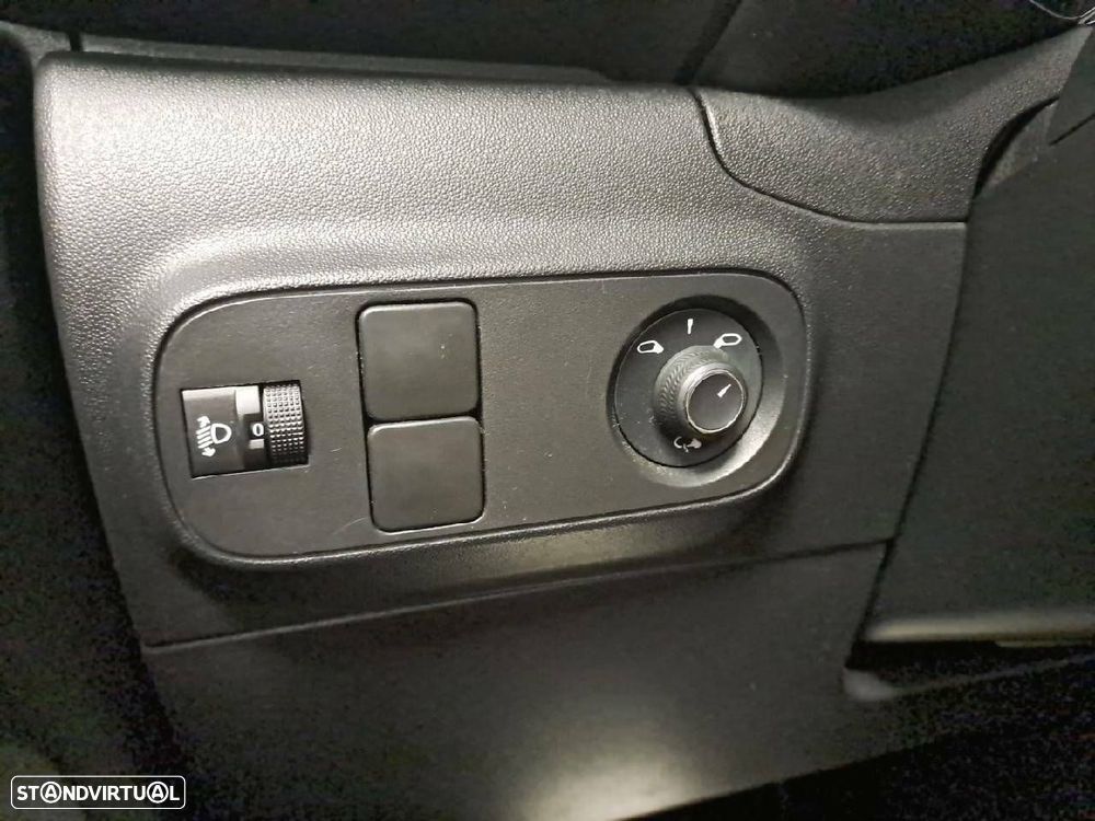 Citroën C3 1.2 PureTech Plus - 14