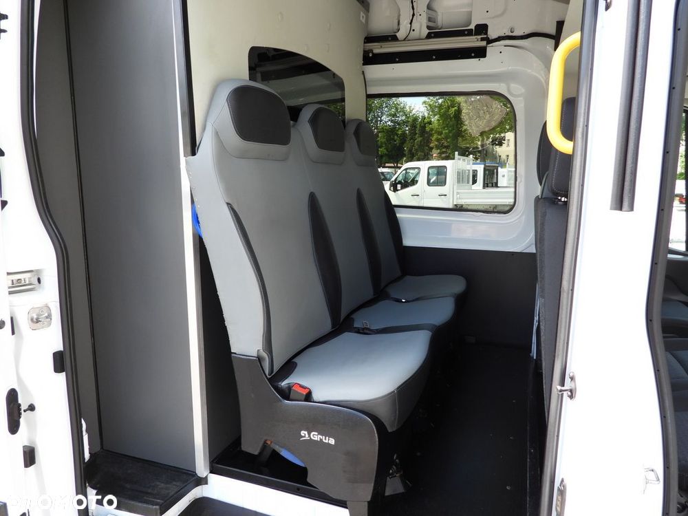 Ford TRANSIT FURGON BRYGADÓWKA 6 MIEJSC TEMPOMAT KLIMATYZACJA  185KM - 40