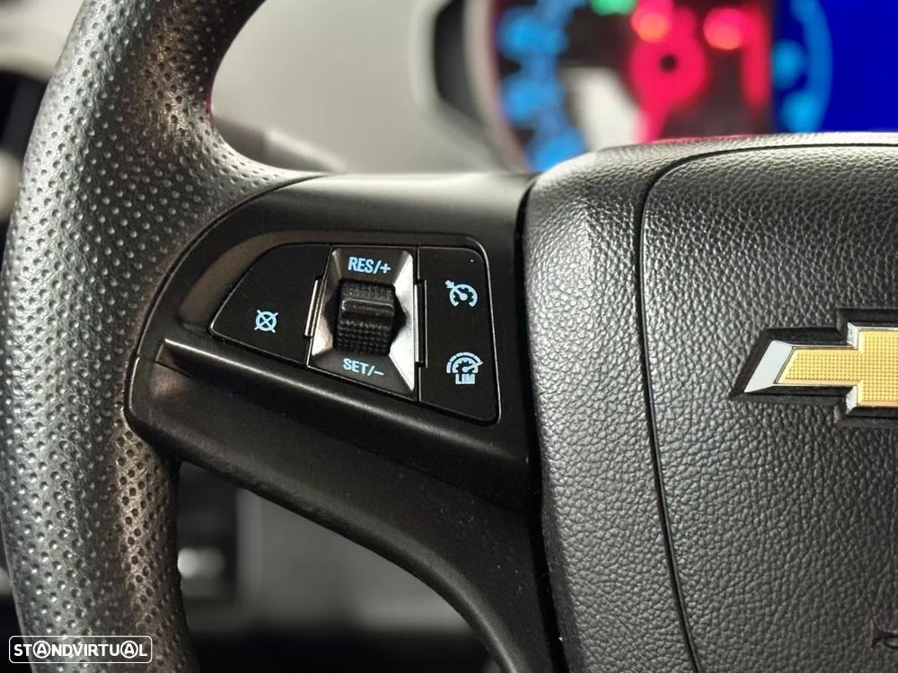 Chevrolet Aveo 1.2 LT - 25