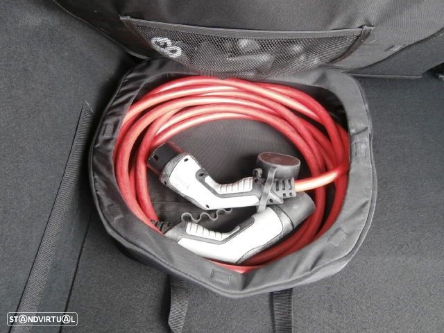 Peugeot e-208 50 kWh Allure - 31