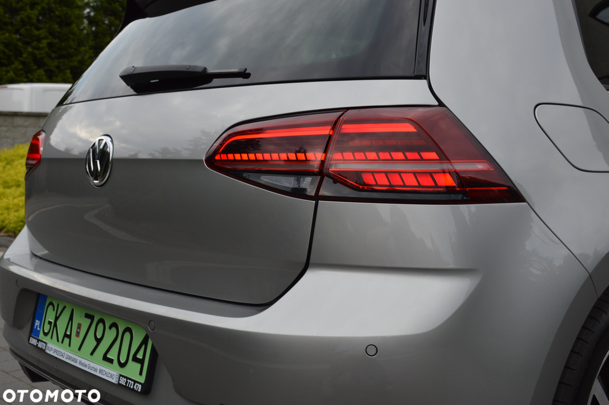 Volkswagen Golf e-Golf - 38