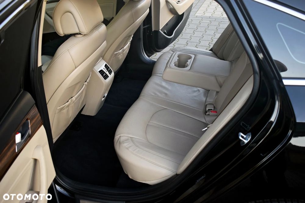 Hyundai Sonata 2.4 SE - 8