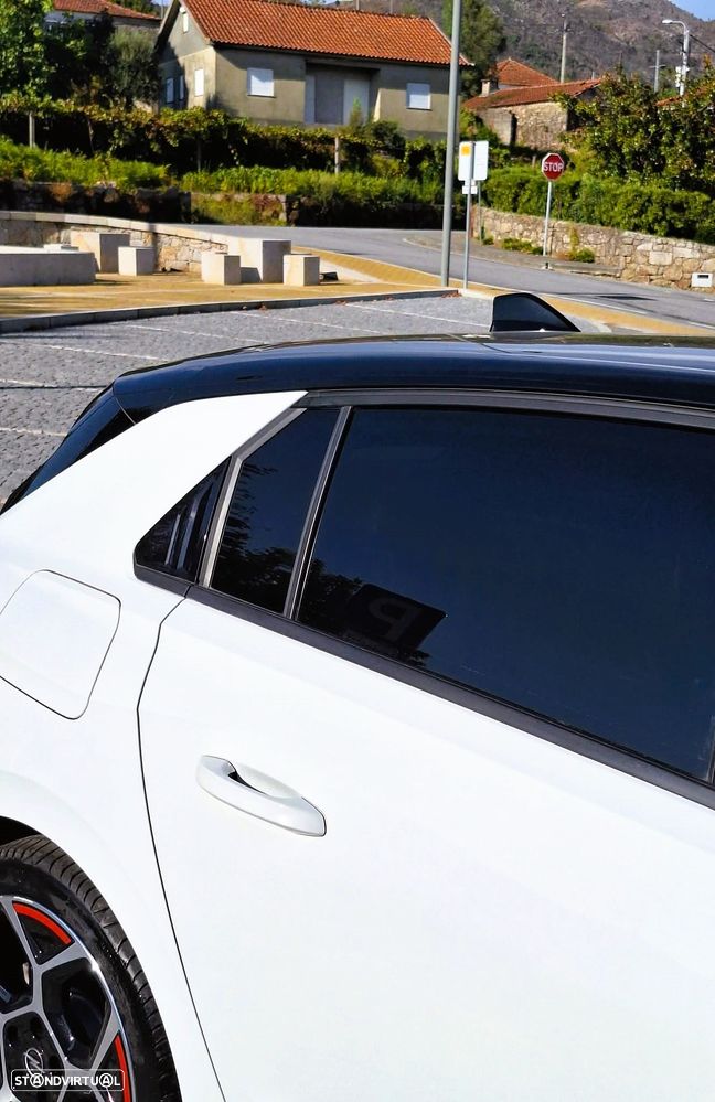 Opel Astra 1.2 Turbo GS Line - 12