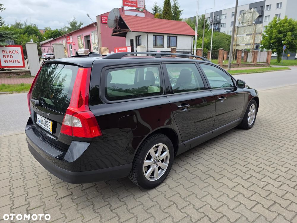 Volvo V70 2.0D Momentum - 5